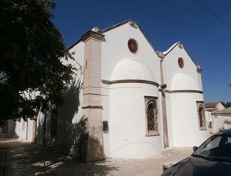 Εκκλησία στην Κρήτη μετατρέπεται σε εμβολιαστικό κέντρο | AgrinioPress